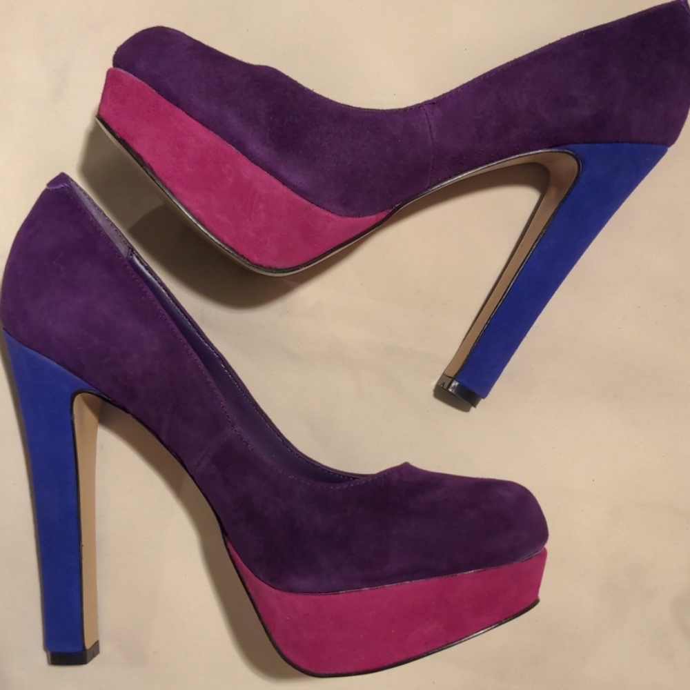 NWB Steve Madden Color Block Heel